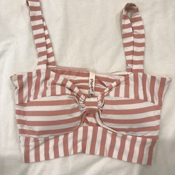 Pink & white crop - Picture 2 of 4